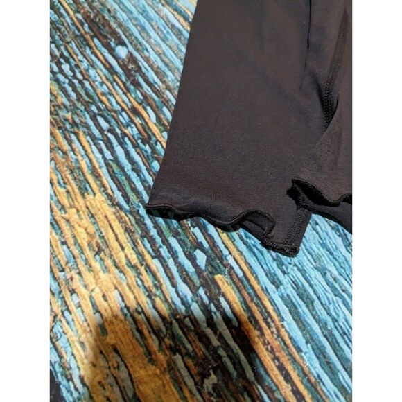 Torrid 2x NWT Rugrats Angelica 99% Angel Cropped Long Sleeve Shirt - Picture 4 of 4